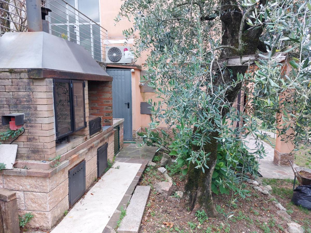 Вілла Casa Graziella Мальчезіне Екстер'єр фото